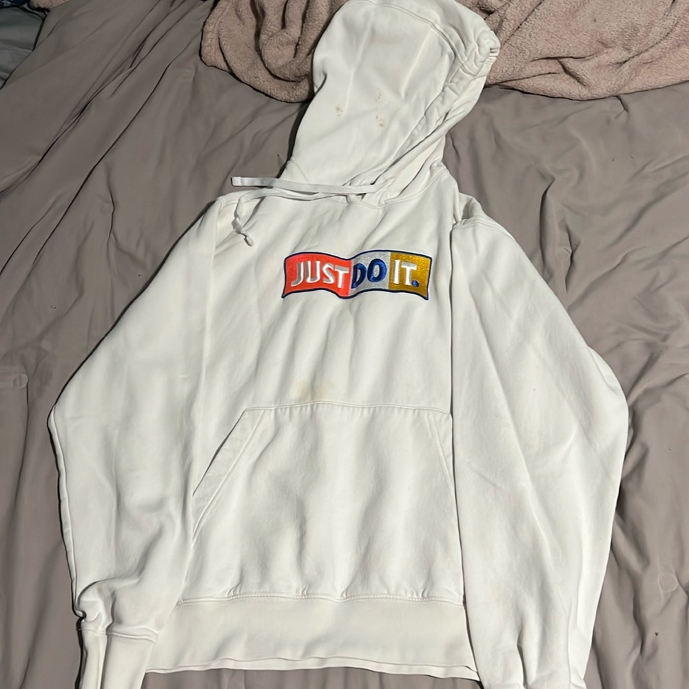 Nike sweatshirt